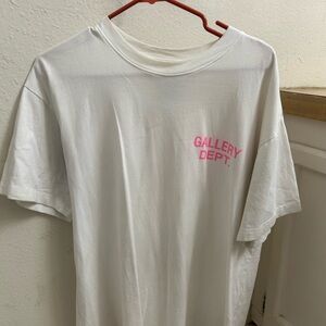 Gallery Dept White Short Sleeve Tee with Pink Detail